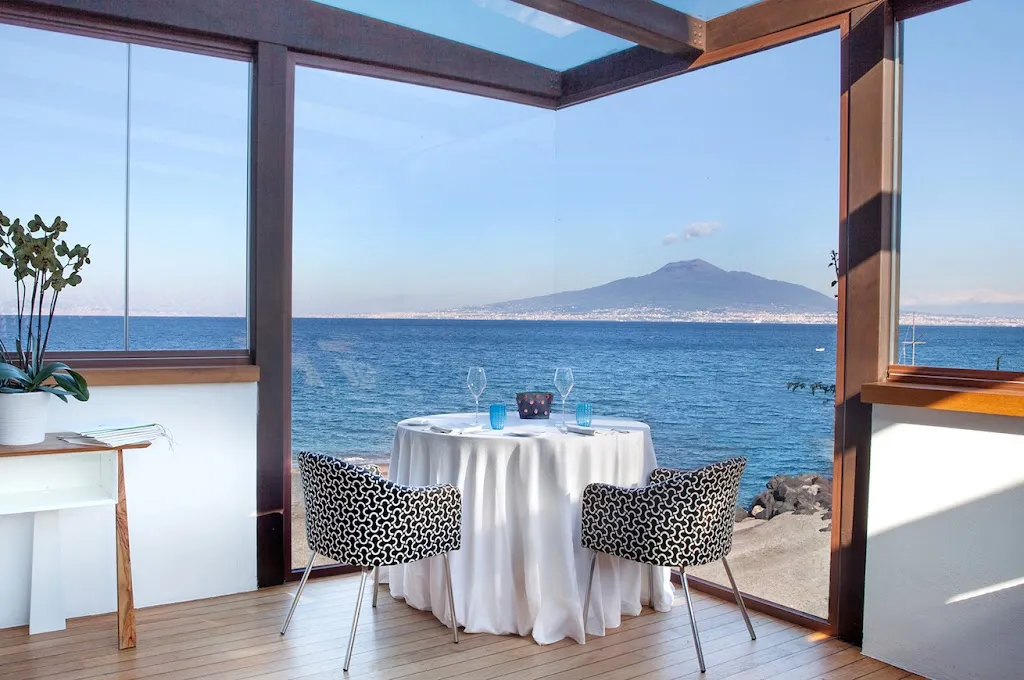 Torre del Saracino restaurant in Arola-Preazzano