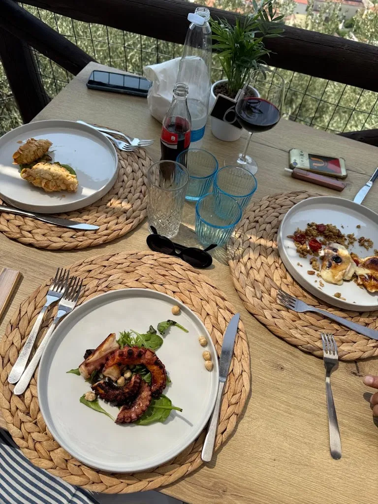 L'Uliveto sea view restaurant_Arola-Preazzano_slider_image_3