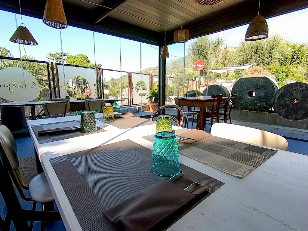 La Tradizione restaurant in Arola-Preazzano