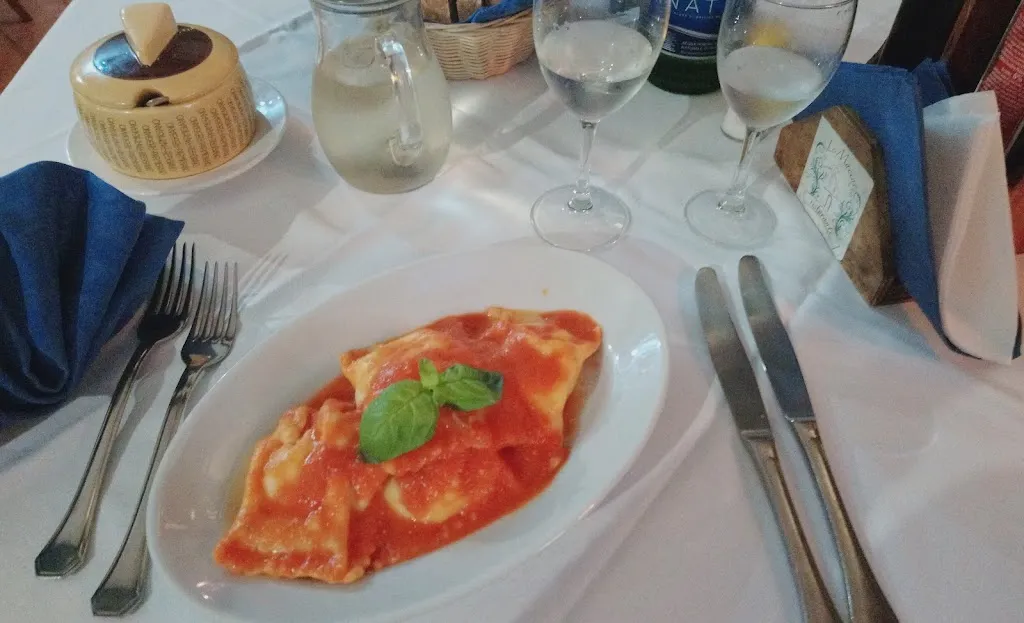 Anna_Le Macine_Ascea_review