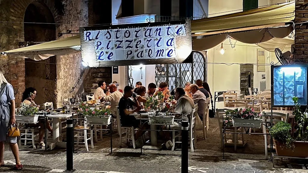 Le Palme restaurant in Atrani