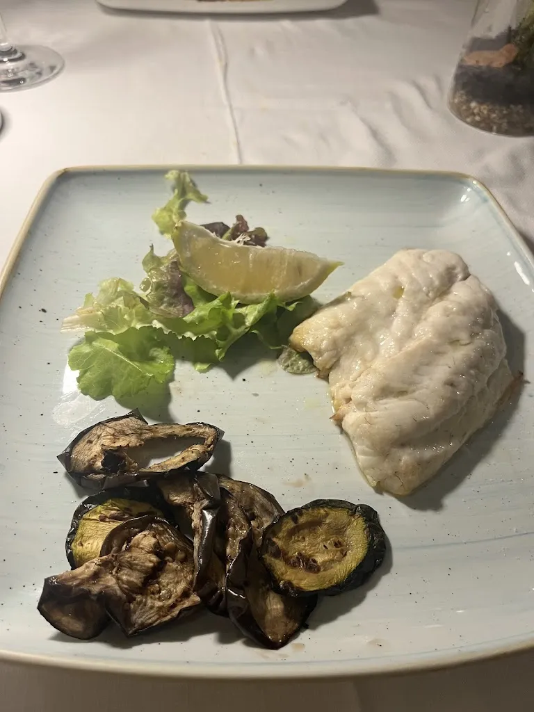 Jonathan Ding_'A Paranza_Atrani_review