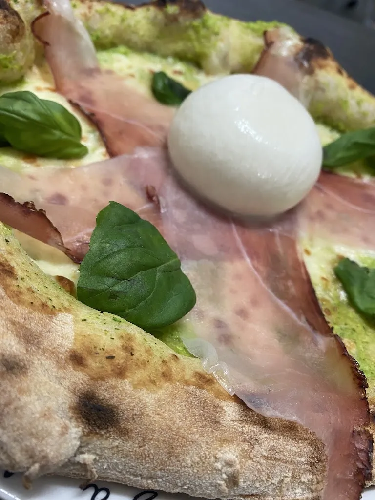 Azzurra delia_The Meeting di Addesso G._Auletta_review