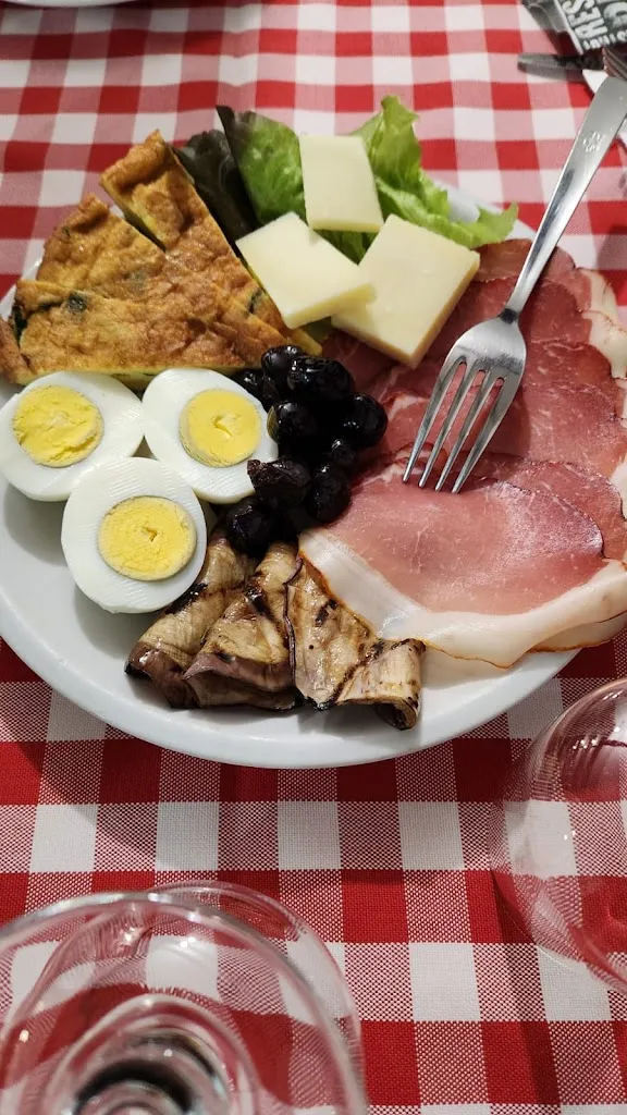 Conor Murphy_La Casetta_Atena Lucana_review