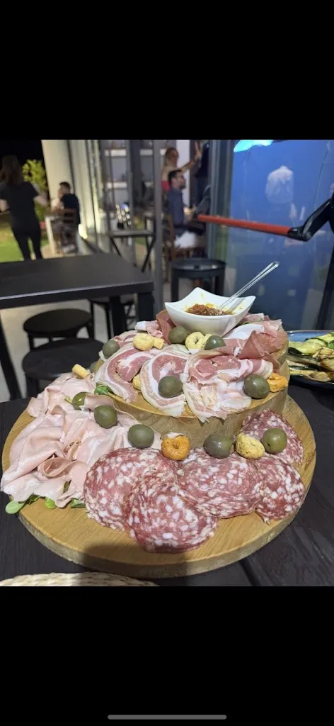 Vincenzo Murano_Convivium Garden_Avella_review