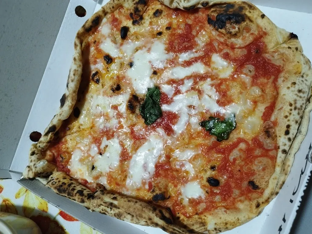 Antonio_ 27_Hermanos - Ristorante Pizzeria Braceria_Avella_recensione