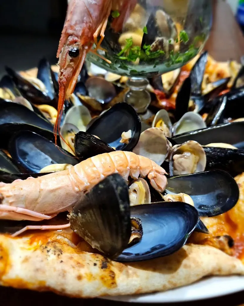 Hermanos - Ristorante Pizzeria Braceria_Avella_slider_image_3