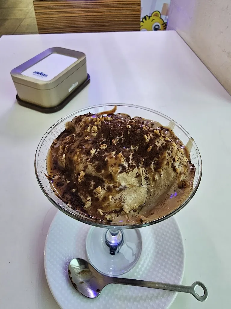 Menu_PLOOM RESELLER PIT STOP AVELLA - ELFBAR POINT_Avella_image_1