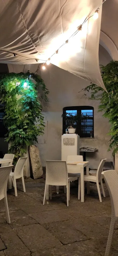 Summer Savabi_Pizzeria 