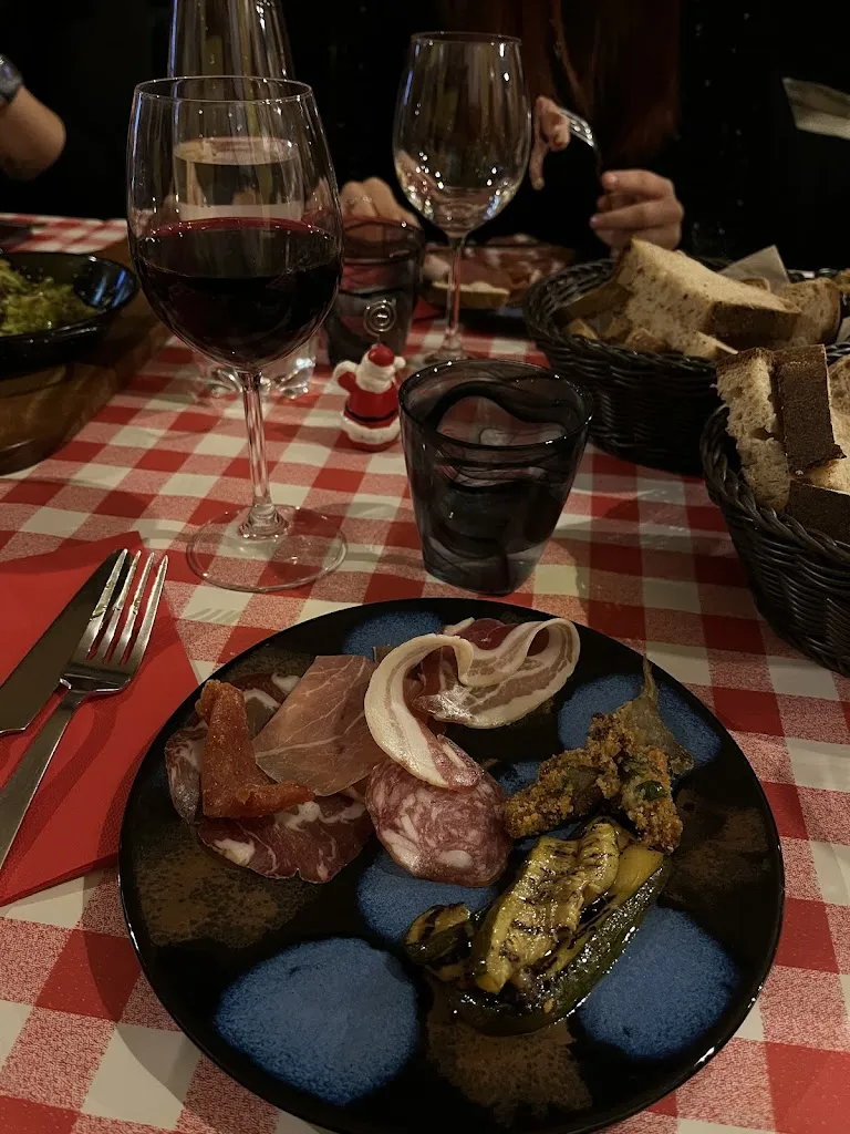 Liliana Venezia_Osteria La Fraschetta Cucina Tipica Romana_Avellino_review