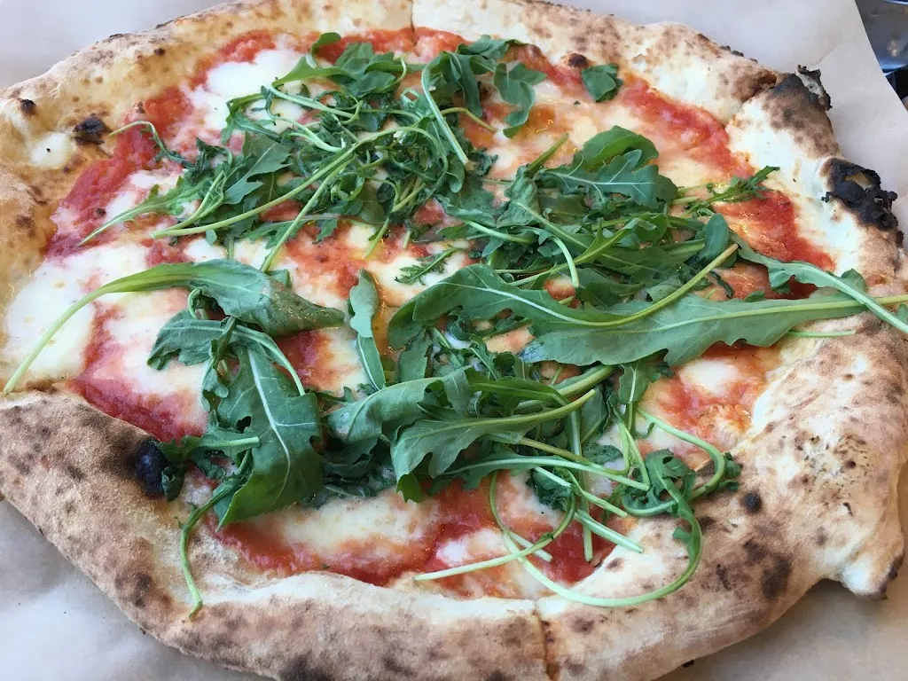 Giorgia Gadola_Madison - Pizza & Ristò _Avellino_review