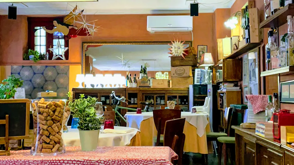 Osteria Gino e la Giraffa restaurant in Avellino