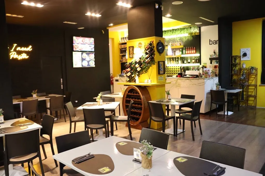 Yummi Restaurant_Avellino_slider_image_1