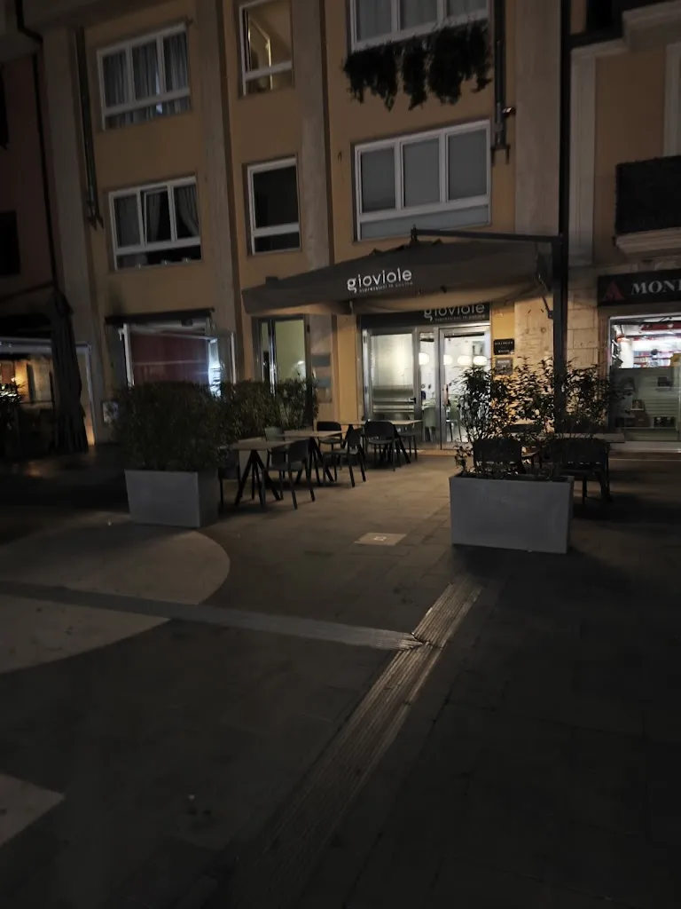 Antonio Peluso_Gioviale - Espressioni in cucina_Avellino_review