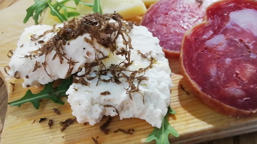 Braceria - Macelleria - Casa Dell’Angelo_Bagnoli Irpino_slider_image_2