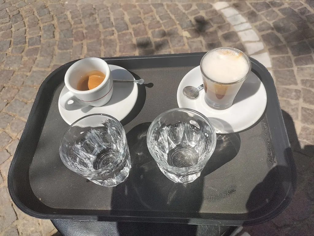 Giacomo Gottscher_Caffettiamo Bagnoli di Raffaele Simonte_Bagnoli_recensione