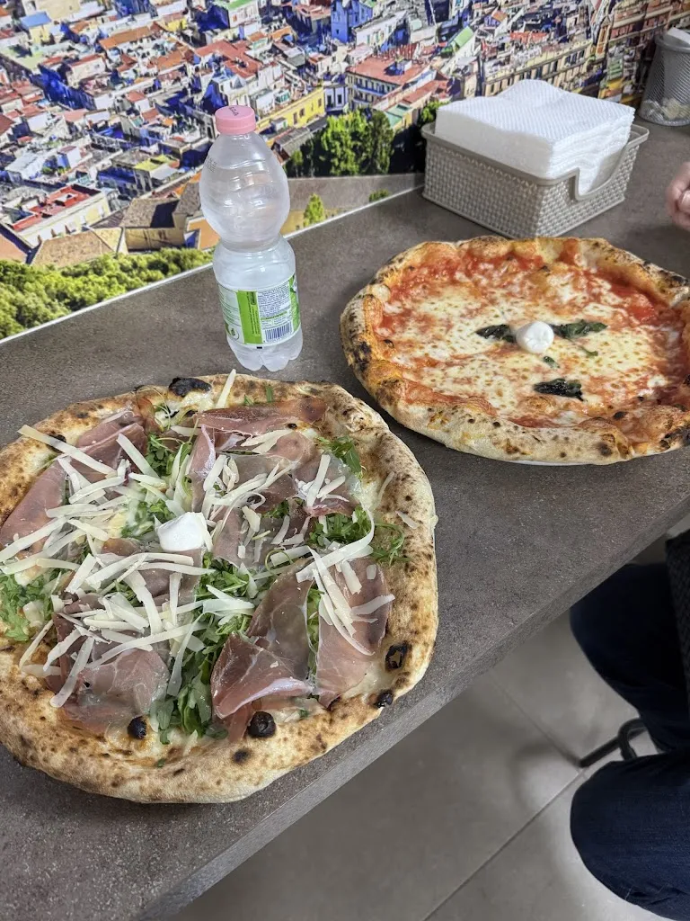 Pizzeria Friggitoria D'Asporto da Simone_Bagnoli_slider_image_3