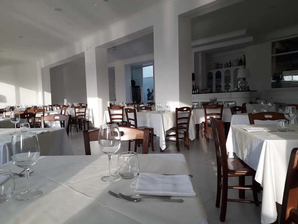 Il Lazzaretto - Naïf restaurant in Bagnoli