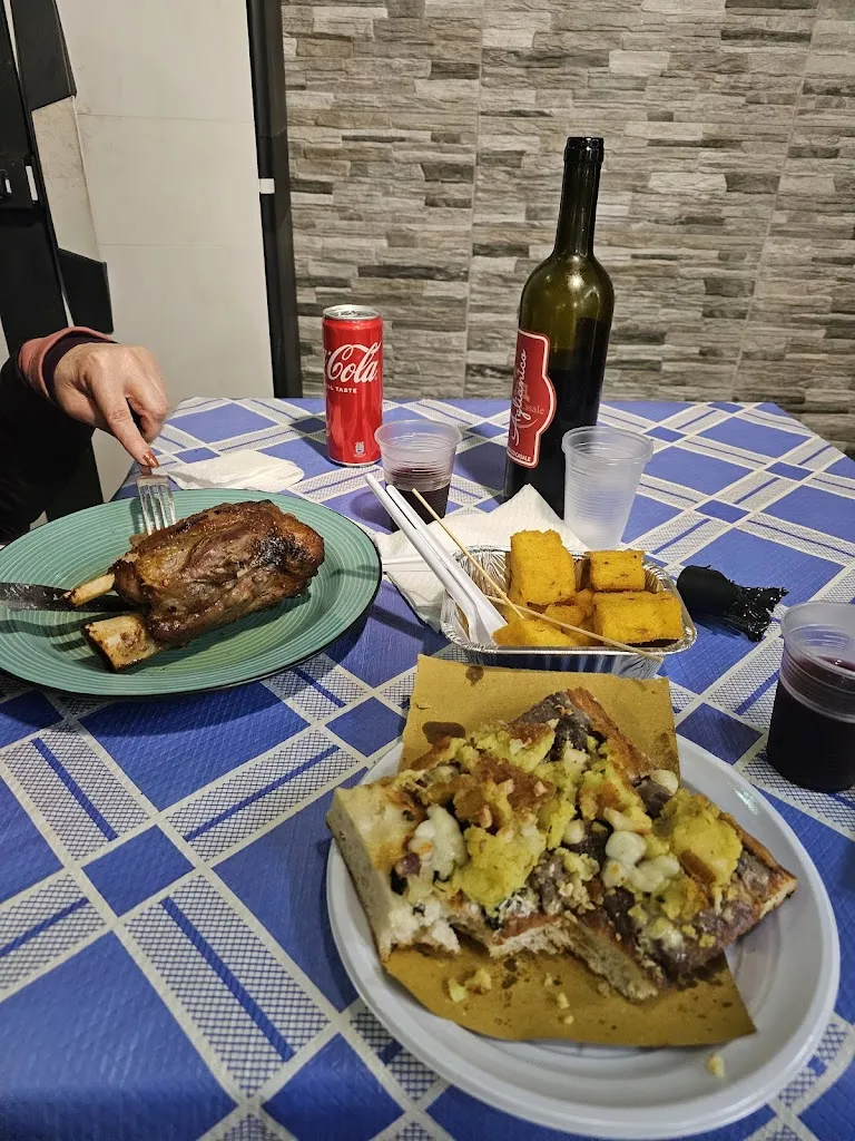 Tony Hernandez_La Voglia Calda_Bagnoli_review