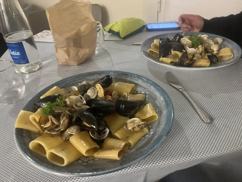 Salvatore Petrone_La Pietra - Pozzuoli_Bagnoli_review