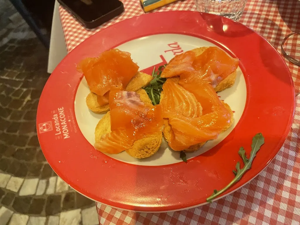 Patrícia Martišová_La Locanda del Monacone. Napoli, Rione Sanità._Avvocata_review