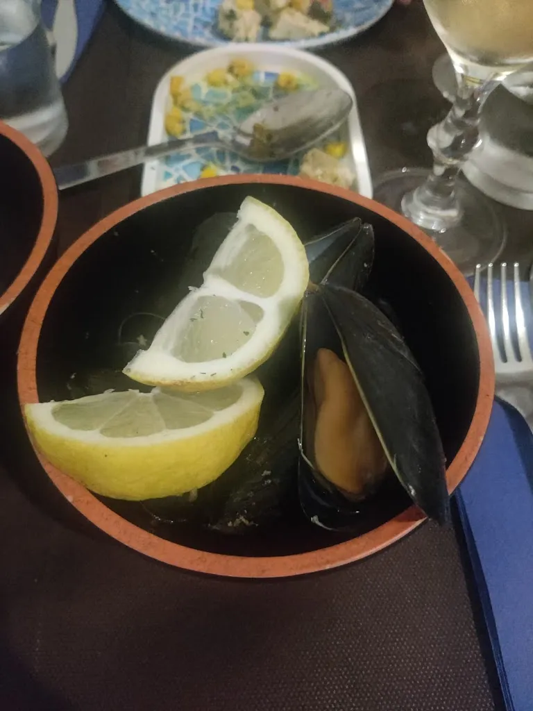 J M_Sottocoperta Taverna di mare_Avvocata_review