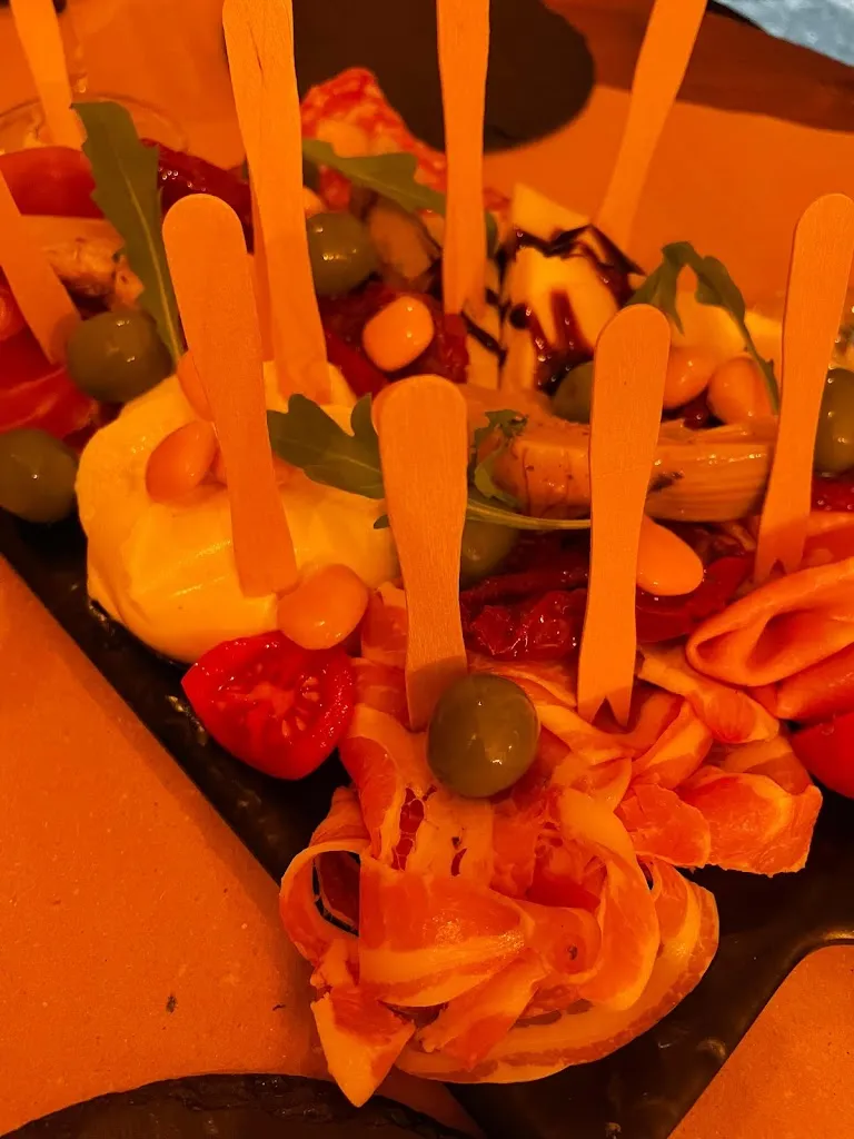 Jayden Teh_Mobu Napoli_Avvocata_recensione