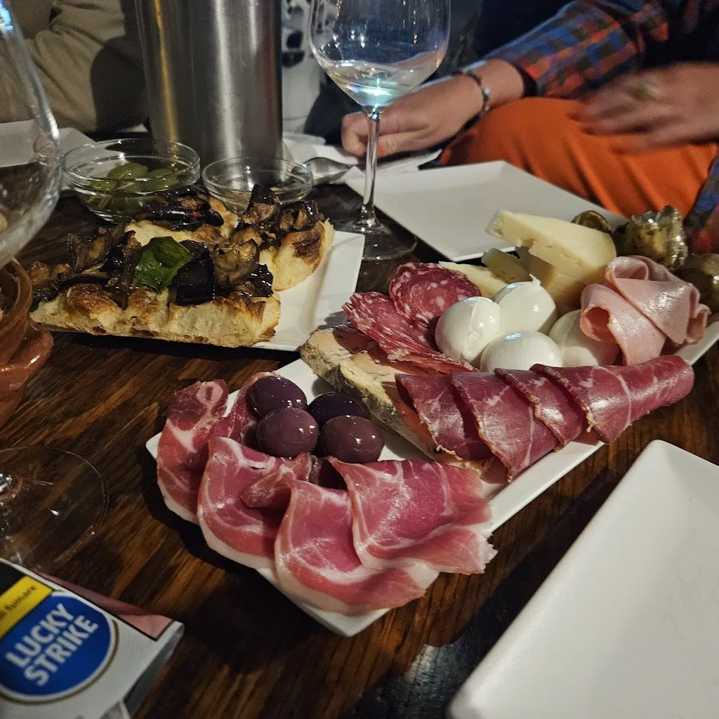 Cos S_Antica Vineria Napoletana_Avvocata_review