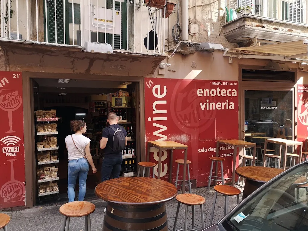 Antica Vineria Napoletana_Avvocata_slider_image_1