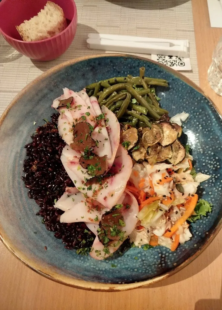 Aris Ioannou_ETTO | netto piacere_Avvocata_review