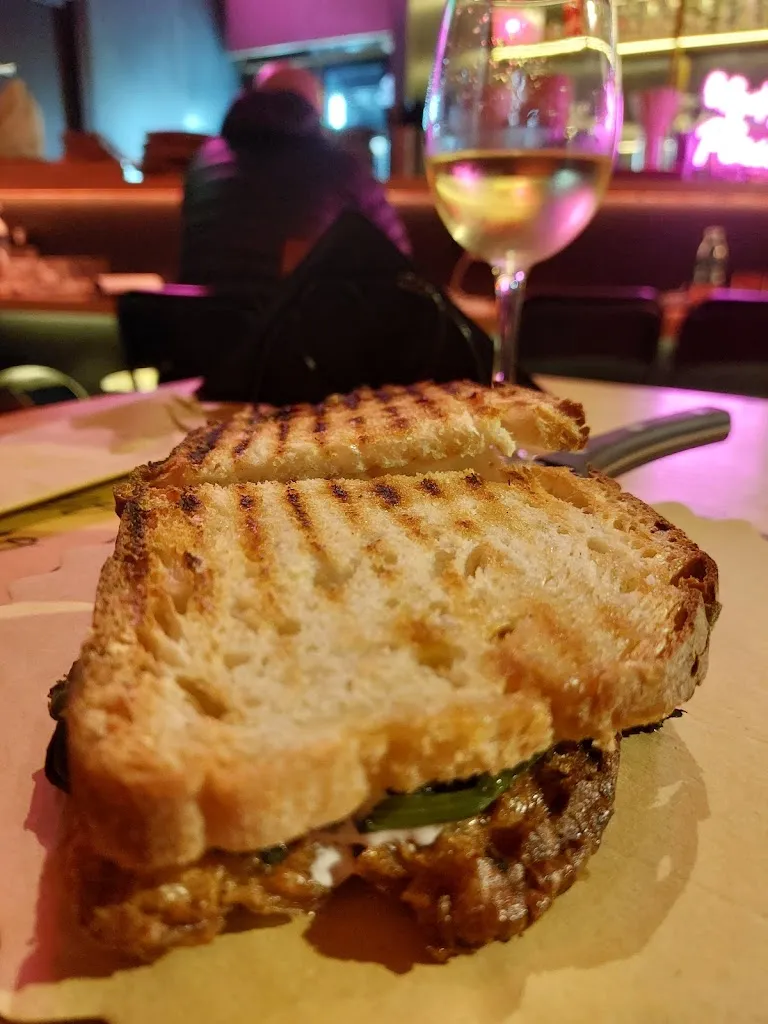 Laura_Maremma Maiala Napoli_Avvocata_review