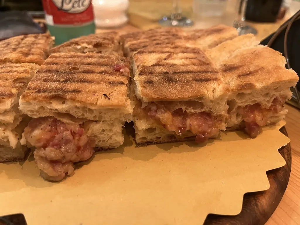 Maremma Maiala Napoli_Avvocata_slider_image_3