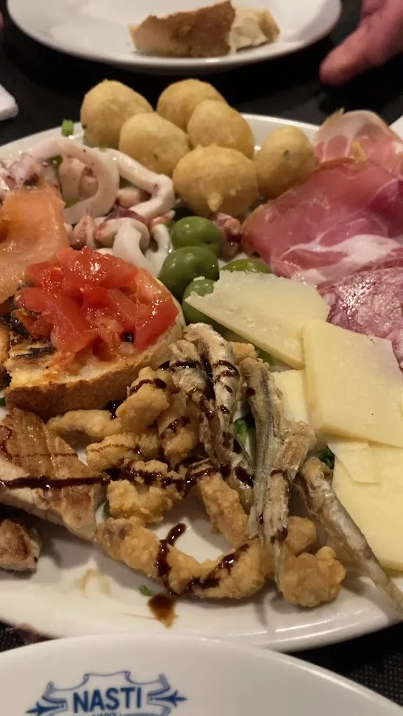 Don Vincenzo_Avvocata_slider_image_2