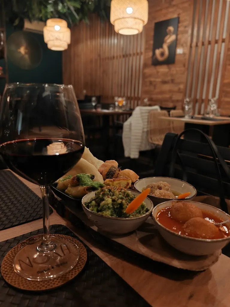 Noah cucina&Spirits restaurant in Francavilla al Mare