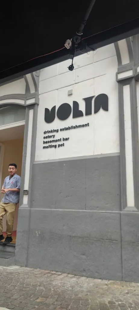 Volta restaurant in Avvocata