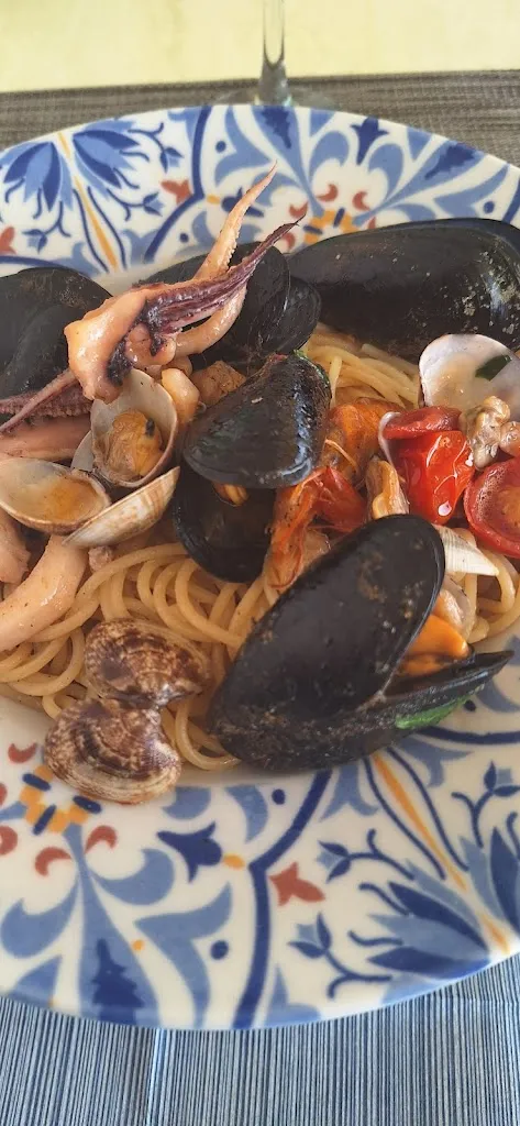 Lise-Jo Snyman_Ottomano_Barano d'Ischia_review