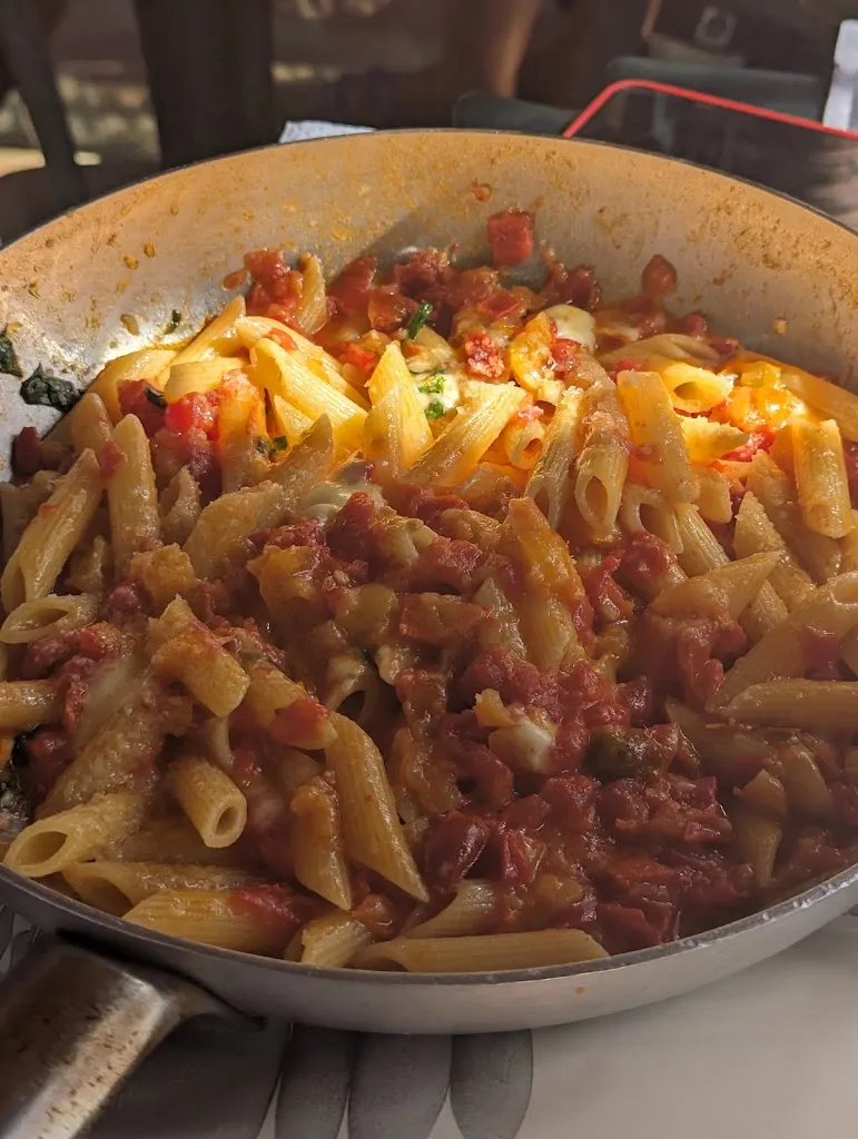 Irina Petrea_Belmare Maronti Beach di Ernesto Mattera_Barano d'Ischia_review