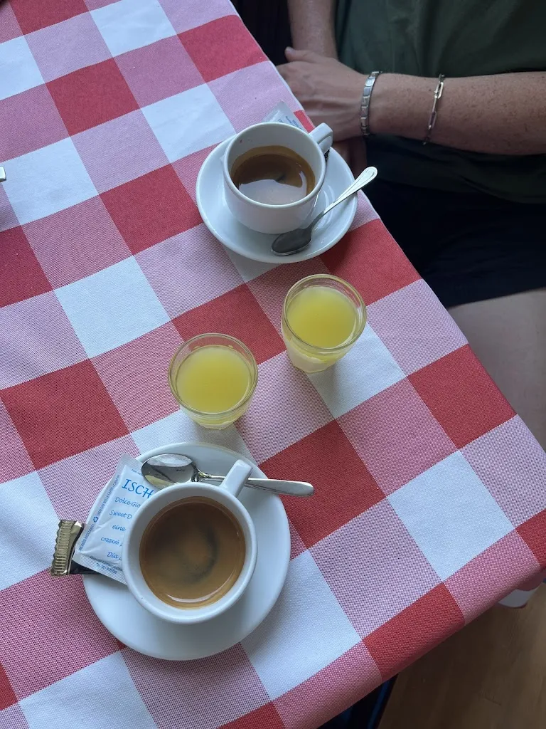 Suze Kuit_Taverna Pietro Paolo Detto Stalino_Barano d'Ischia_recensione