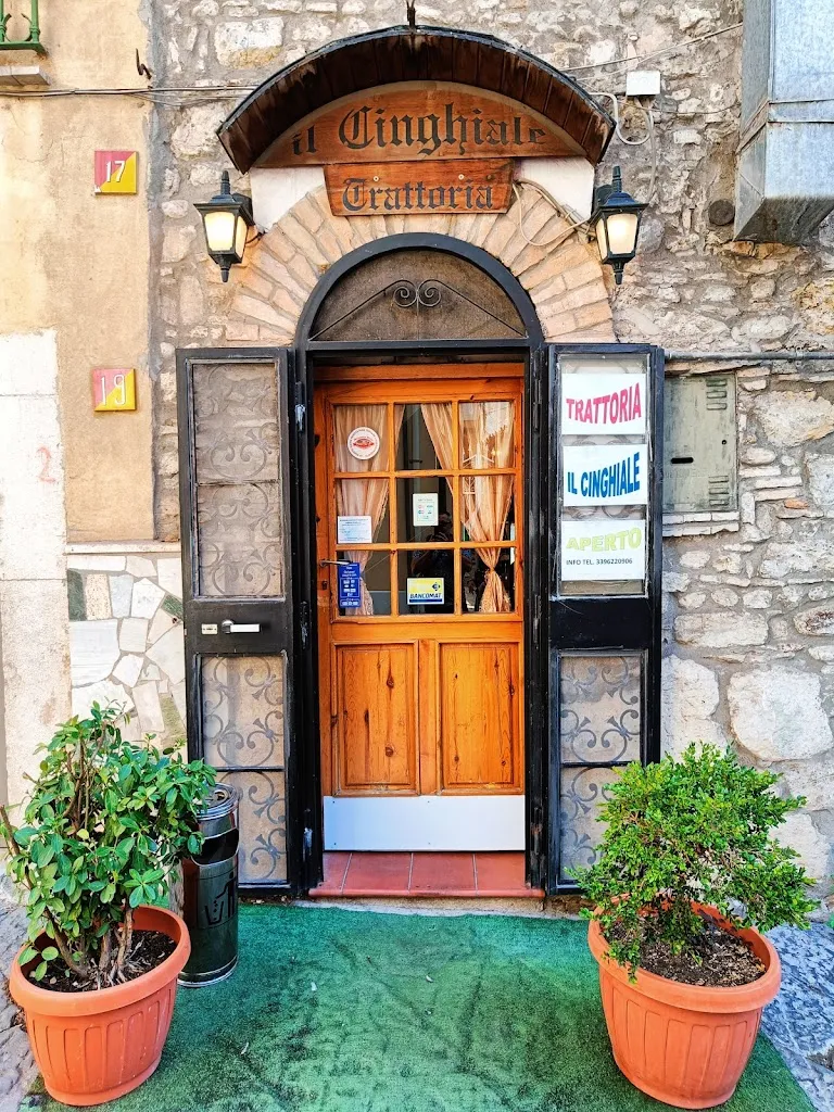 Trattoria Il cinghiale restaurant in Benevento