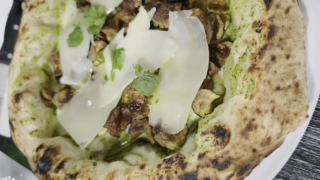 Rivoluzione casertana_Bivio Mortola_slider_image_2