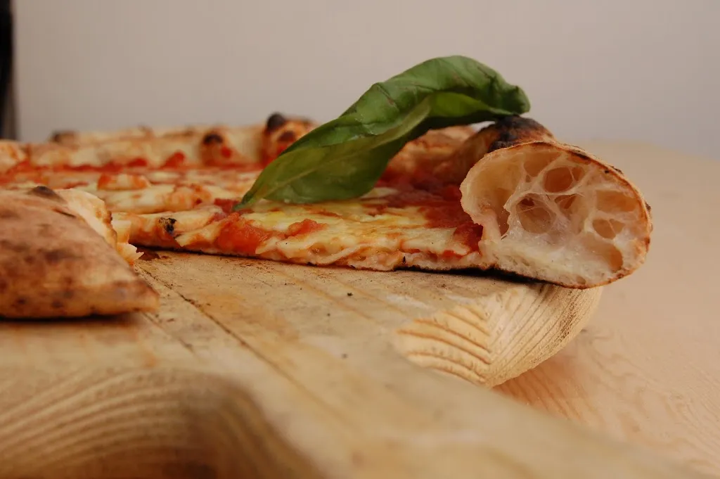 Il Capriccio - Pizzeria Rocca D'Evandro_Bivio Mortola_slider_image_2