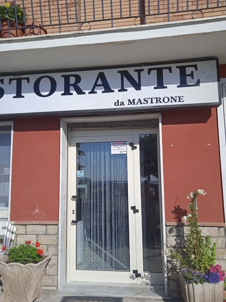 chiuso restaurant in Bisaccia Nuova