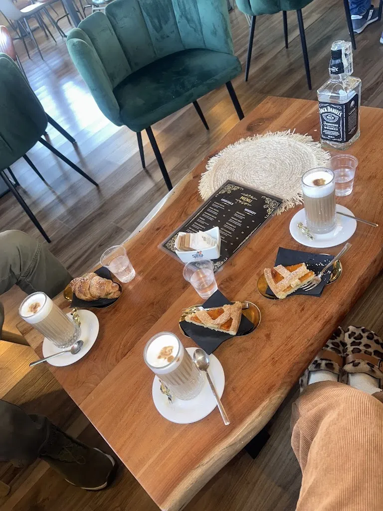 Menu_Malù Caffè Bistrot_Bivio Santa Cecilia_image_8