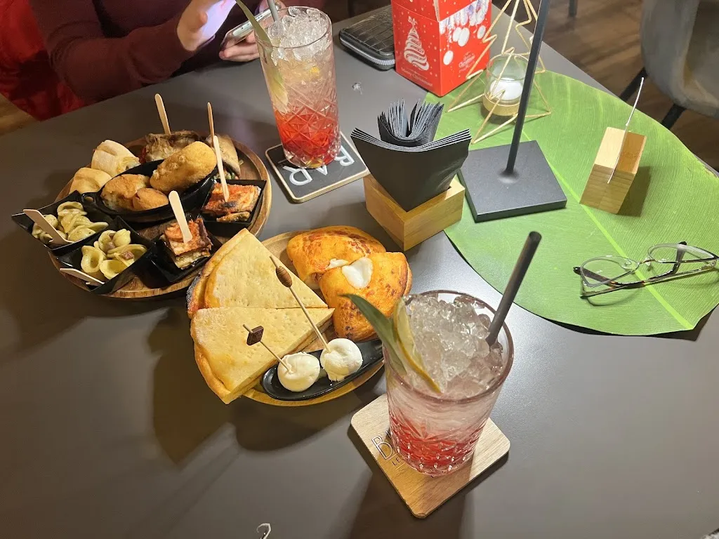 Malù Caffè Bistrot_Bivio Santa Cecilia_slider_image_3