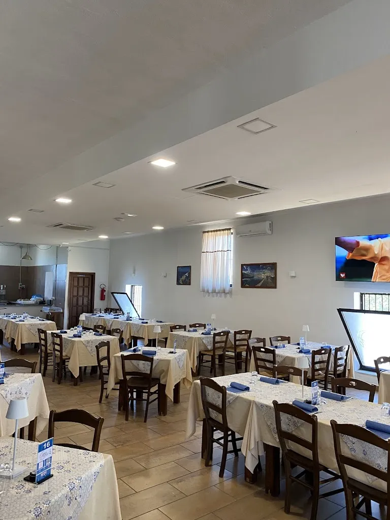 LUNA ROSSA restaurant in Bivio Santa Cecilia