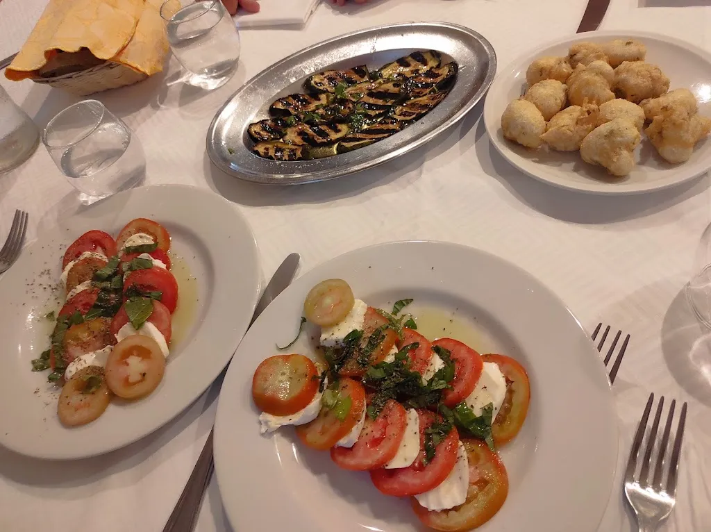 Menü_Ristorante @ Agriturismo Adelizzi_Bivio Santa Cecilia_Bild_9