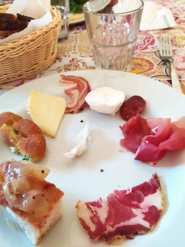 Menü_Agriturismo Podere Sant'Antonio_Bivio Santa Cecilia_Bild_6