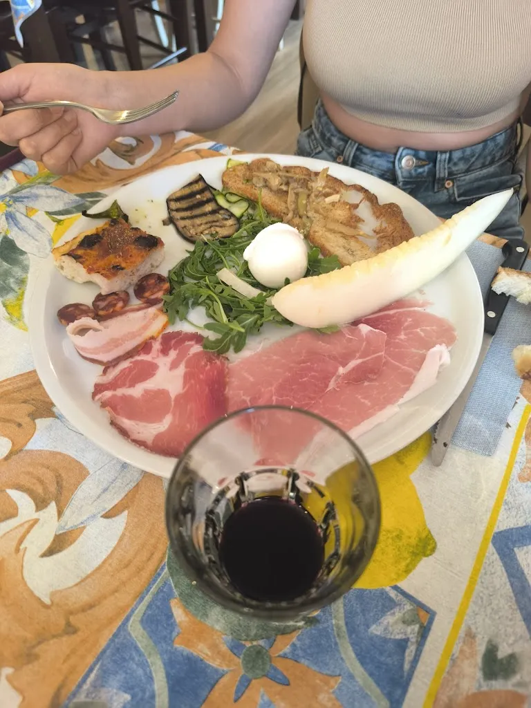 Pasquale_Agriturismo Podere Sant'Antonio_Bivio Santa Cecilia_Bewertung