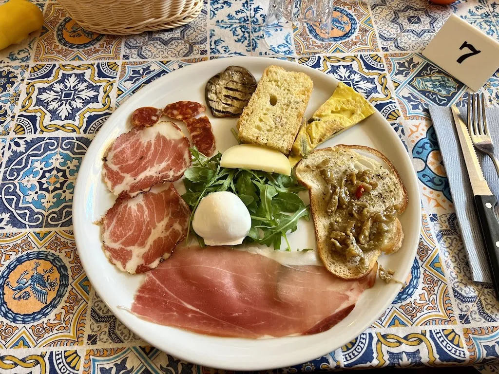 pietro merola_Agriturismo Podere Sant'Antonio_Bivio Santa Cecilia_Bewertung