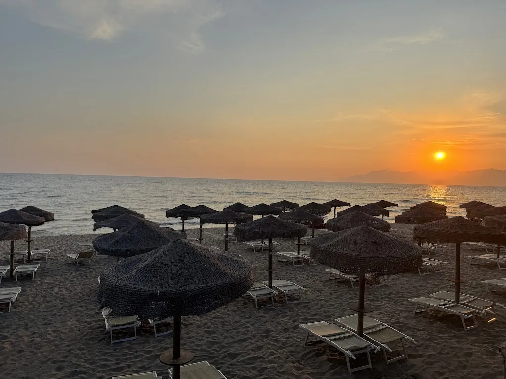 Rex Go_Galatea Village_Bivio Santa Cecilia_review